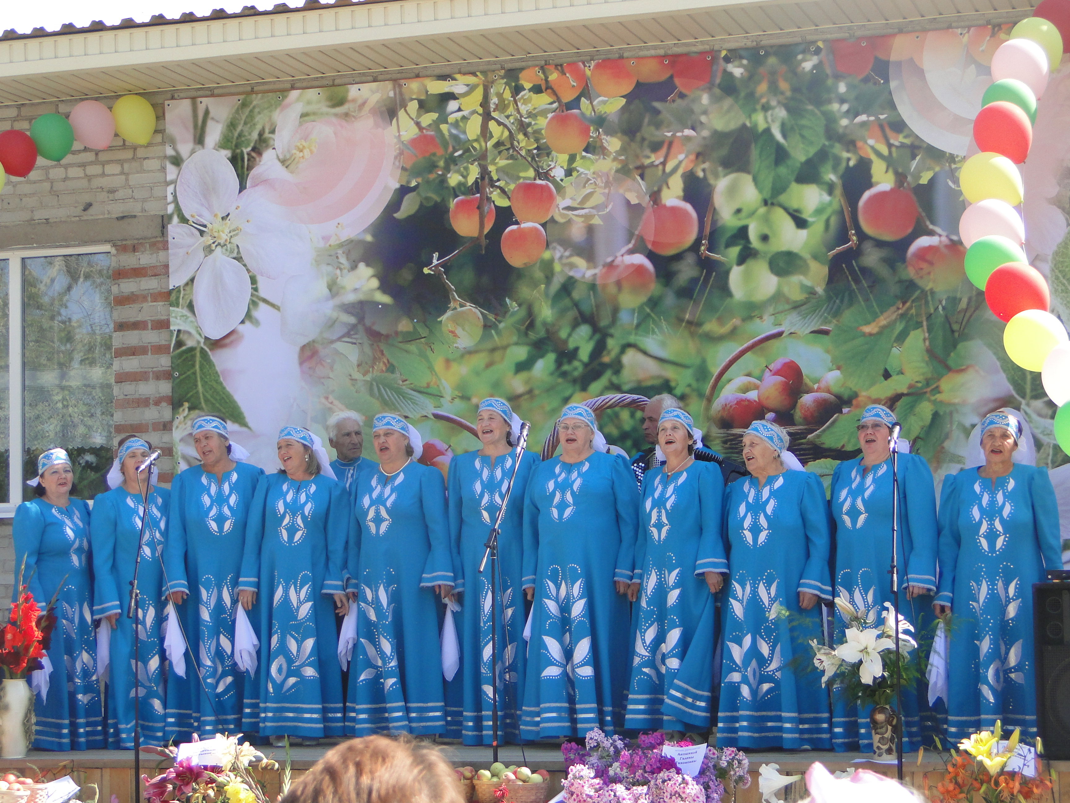 Хор русской песни &amp;quot;Рассвет&amp;quot; рук. Н.А. Рыхта.